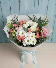 Букет цветов из:  Розы, Лизиантусы и Хризантемы в Пыть-Яхе