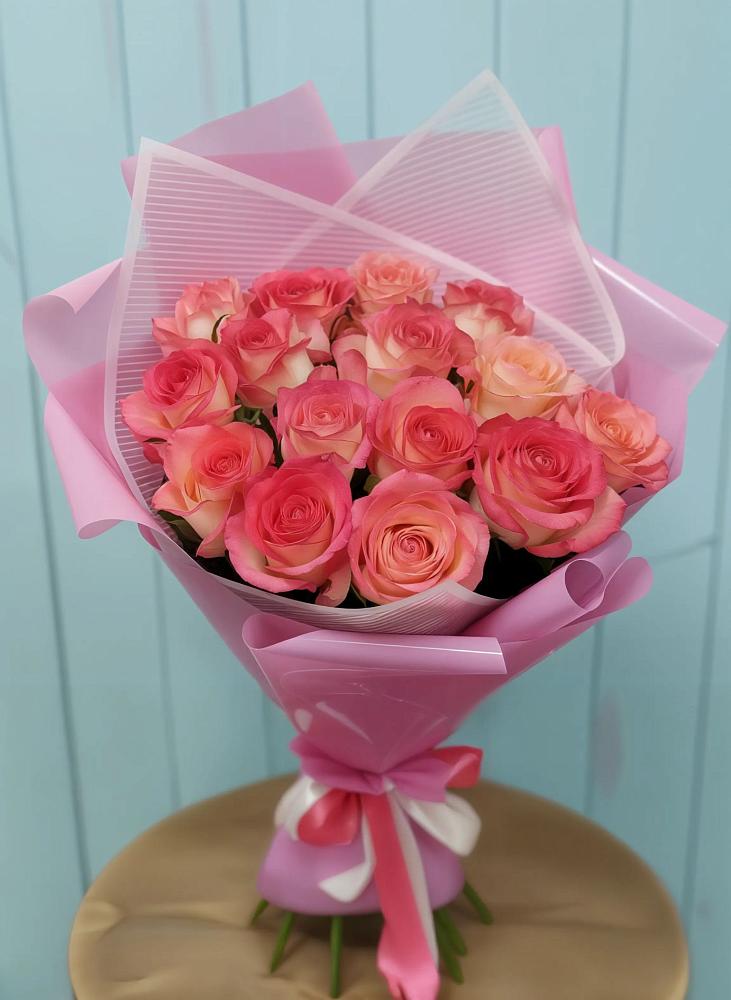 Букет 15 Розовых роз Равель в Пыть-Яхе