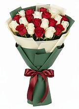 Букет Микс из красных и белых роз #REPLACE_PRED# Пыть-Яхе