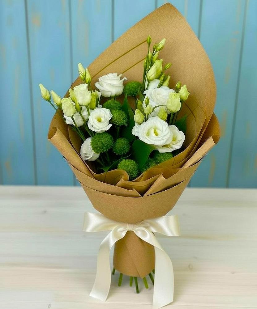 Букет цветов из: Хризантемы и Лизиантусы в Пыть-Яхе