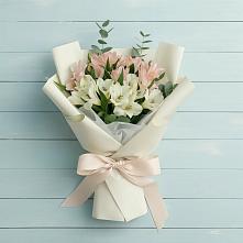 Букет цветов из:  Альстромерии в Пыть-Яхе