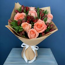 Букет цветов из:  Розы и Альстромерии в Пыть-Яхе