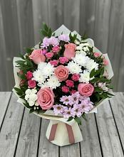 Букет цветов из:  Альстромерии, Гвоздики, Розы и Хризантемы в Пыть-Яхе