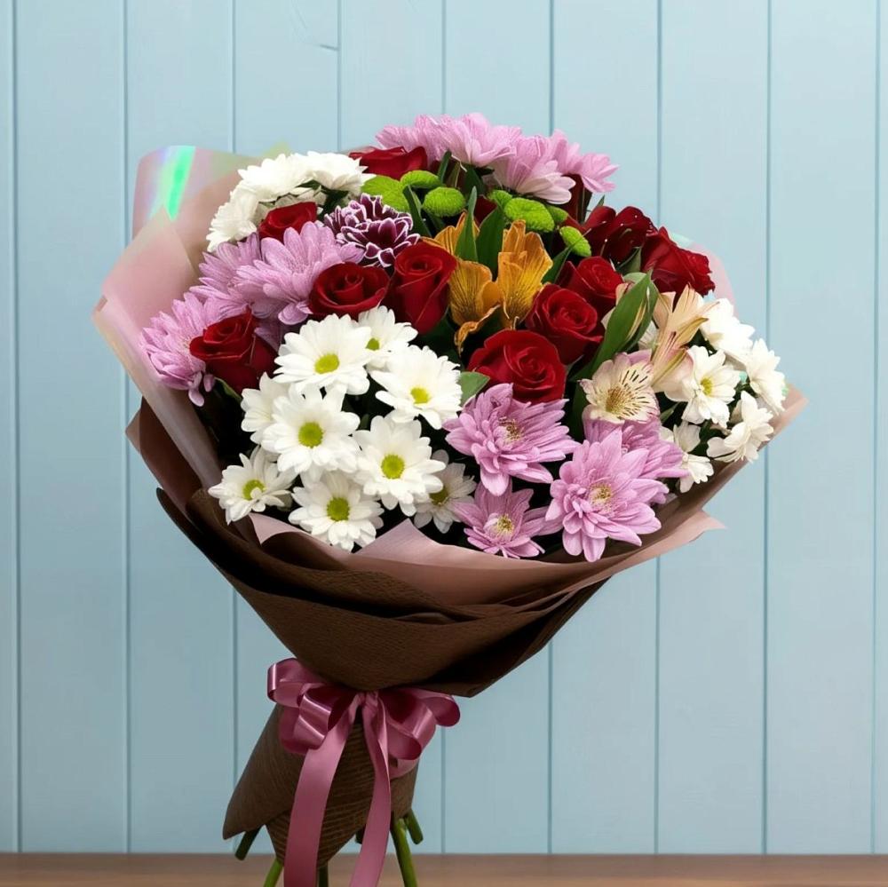 Букет цветов из: Розы, Хризантемы и Альстромерии в Пыть-Яхе