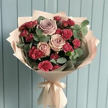Букет цветов из:  Гвоздики и Розы в Пыть-Яхе