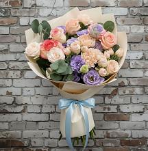 Букет цветов из:  Розы, Лизиантусы и Гвоздики #REPLACE_PRED# Пыть-Яхе