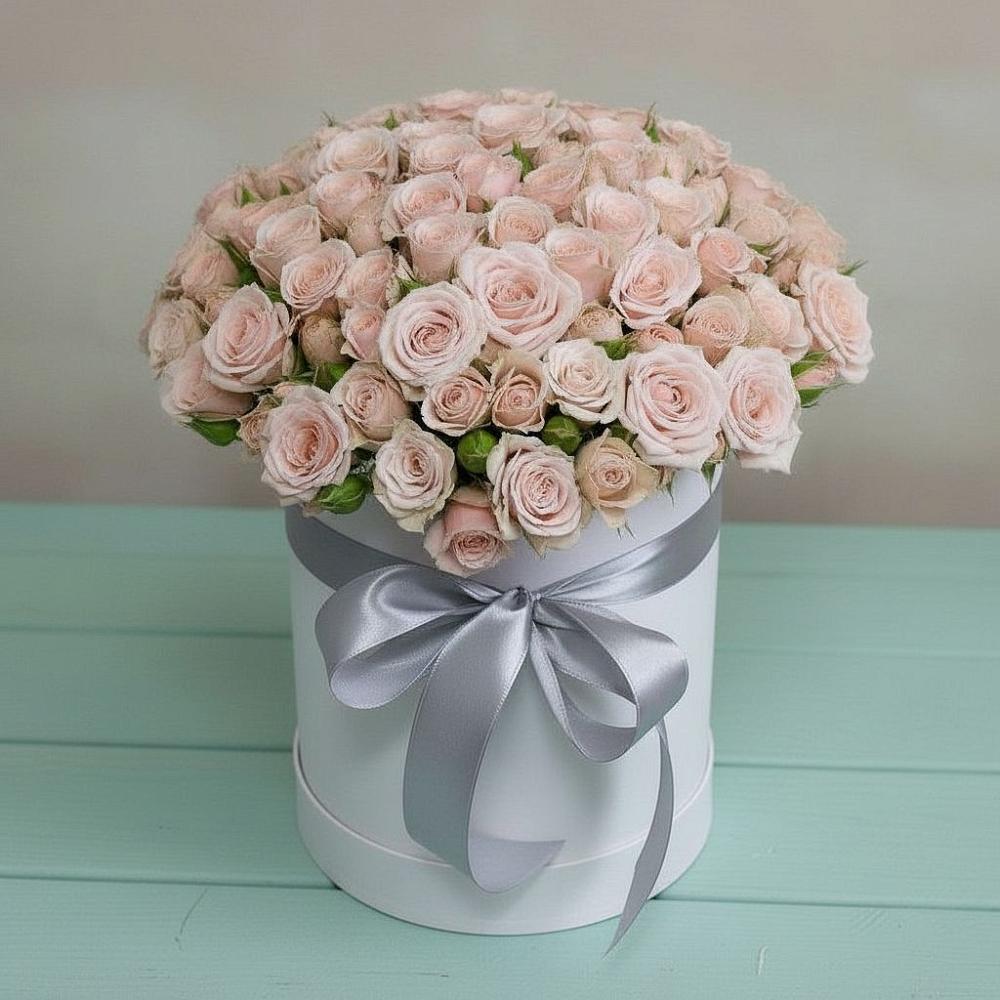 Цветочная композиция из Розы в шляпной коробке в Пыть-Яхе